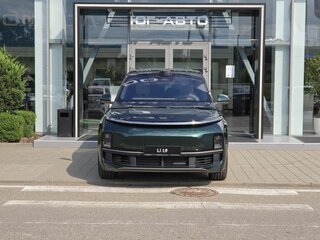 2026 Li Auto (Lixiang) L9 52.3 kWh I Рестайлинг, зелёный, 12090000 рублей, вид 2