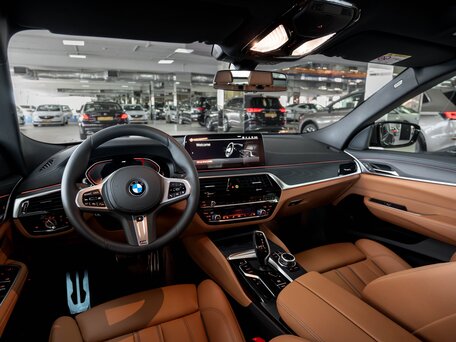2022 BMW 6 серии Gran Turismo 630d xDrive IV (G32) Рестайлинг, серебристый, 9900000 рублей, вид 3