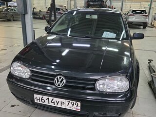 2001 Volkswagen Golf IV, чёрный, 430000 рублей, вид 3