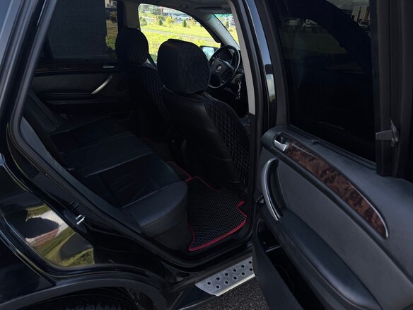 2001 BMW X5 3.0i I (E53), чёрный - вид 12