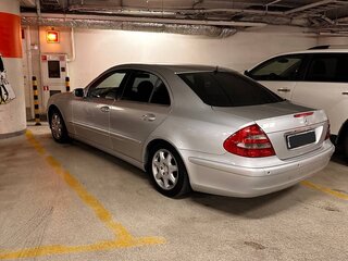 2002 Mercedes-Benz E-Класс 220 III (W211, S211), серебристый, 635000 рублей, вид 5