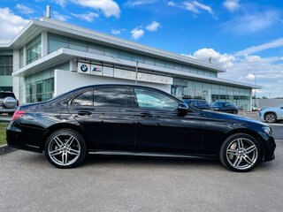 2019 Mercedes-Benz E-Класс 220 d V (W213, S213, C238), чёрный, 3009000 рублей, вид 4