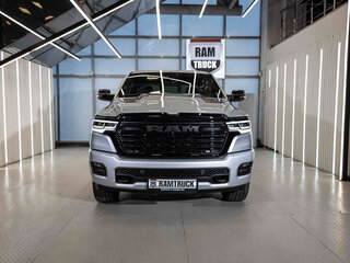 2026 Ram 1500 Crew Cab V Рестайлинг, серебристый, 9989741 рублей, вид 5