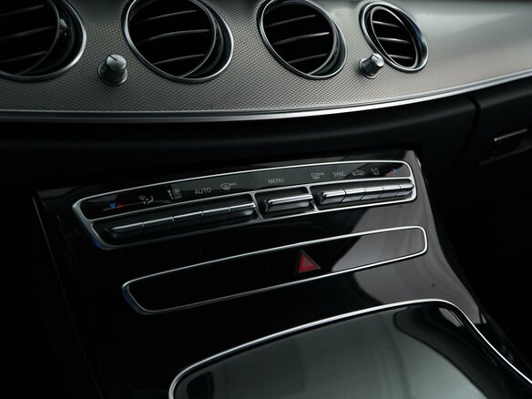 2017 Mercedes-Benz E-Класс 200 V (W213, S213, C238), синий - вид 16