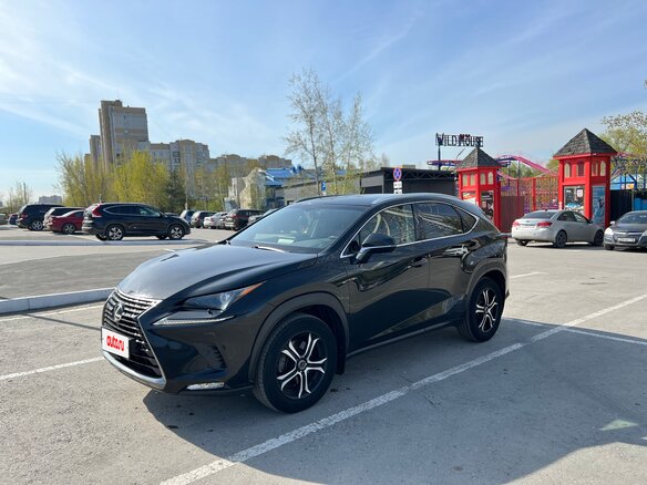 2017 Lexus NX 200 I, чёрный, 3150000 рублей