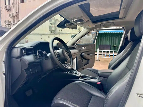 2023 Honda Vezel II, белый, 1867777 рублей, вид 4