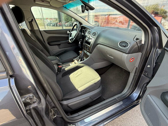 2008 Ford Focus II Рестайлинг, серый, 385000 рублей - вид 7