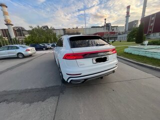 2021 Audi Q8 55 TFSI I (4M), белый, 4935000 рублей, вид 5