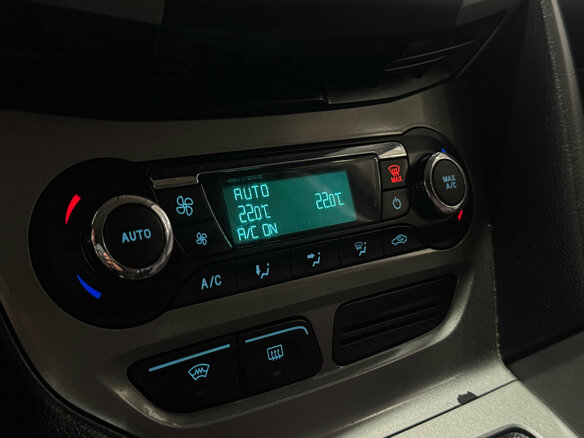 2013 Ford Focus III, белый, 650000 рублей - вид 15