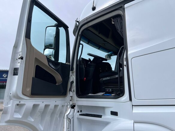 2019 Mercedes-Benz Actros, белый, 6100000 рублей - вид 16