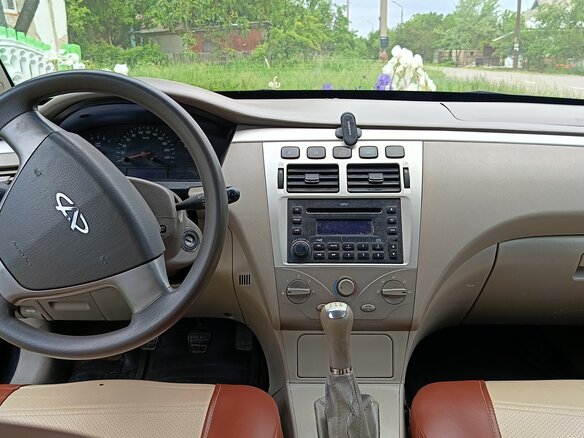 2011 Vortex Estina I, чёрный, 130000 рублей - вид 5