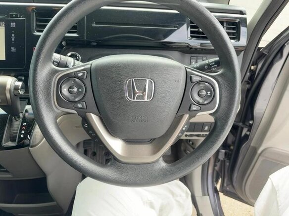 2016 Honda Stepwgn V, серый, 1270000 рублей - вид 10
