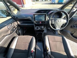 2021 Toyota Noah III (R80) Рестайлинг, белый, 2000007 рублей, вид 5