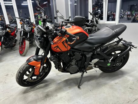 2022 Triumph Trident 660, оранжевый, 880000 рублей, вид 2