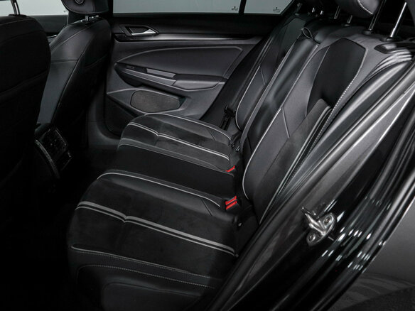 2021 Volkswagen Golf VIII, чёрный - вид 9