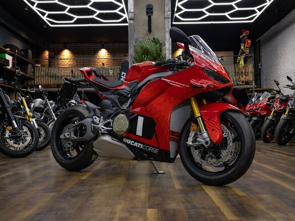 2026 Ducati Panigale V4, красный, 3790000 рублей - вид 12