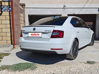 2019 Skoda Octavia III (A7) Рестайлинг, белый, 2070000 рублей, вид 5