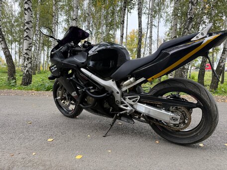 2004 Honda CBR 600F, чёрный, 330000 рублей, вид 4