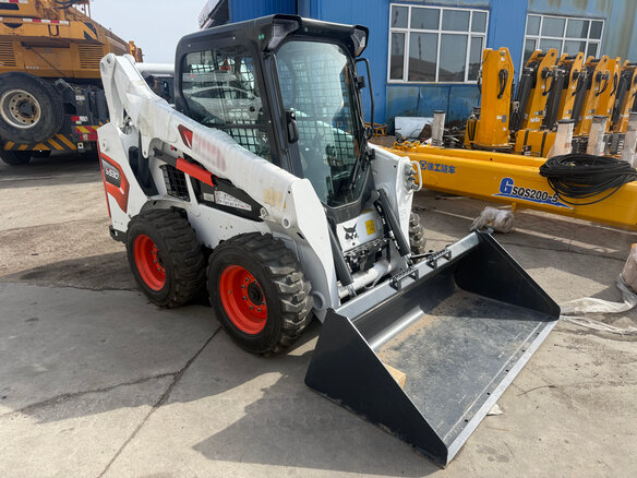 2026 Bobcat S530, белый, 5200000 рублей - вид 5