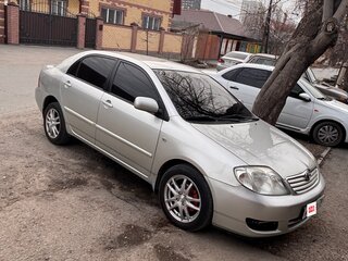 2005 Toyota Corolla IX (E120, E130) Рестайлинг, серебристый, 690000 рублей, вид 3
