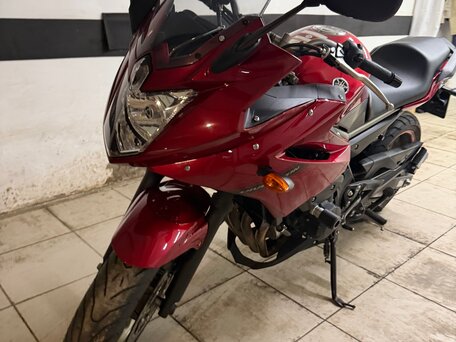 2009 Yamaha XJ6 (FZ6R), красный, 600000 рублей, вид 2