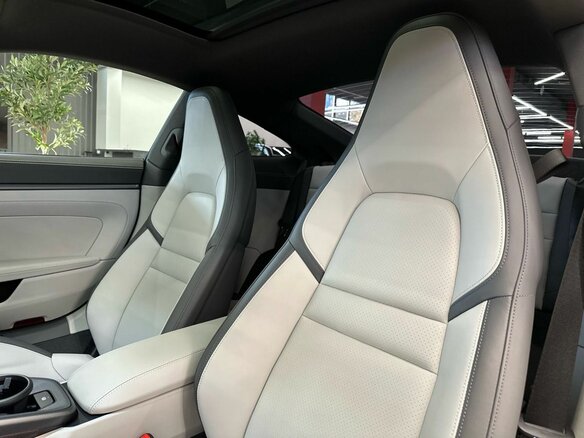 2024 Porsche 911 Carrera VIII (992) Рестайлинг, серый, 16900000 рублей - вид 12