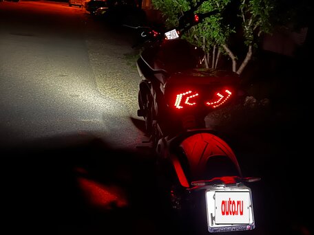 2023 Ducati Diavel V4, красный, 3150000 рублей, вид 2