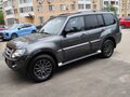 2012 Mitsubishi Pajero IV Рестайлинг 1, серый, 2450000 рублей - вид 2