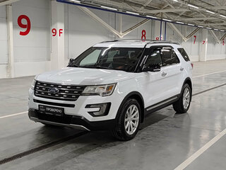 2018 Ford Explorer V Рестайлинг, белый, 2440000 рублей, вид 1
