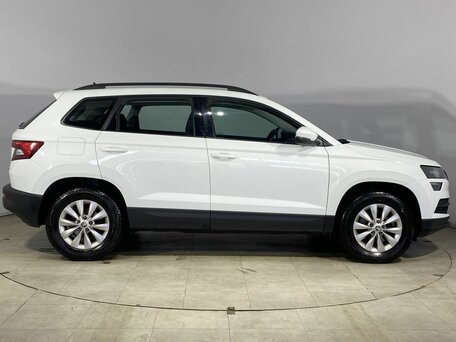 2022 Skoda Karoq DSG7 I, белый, 2450000 рублей, вид 5
