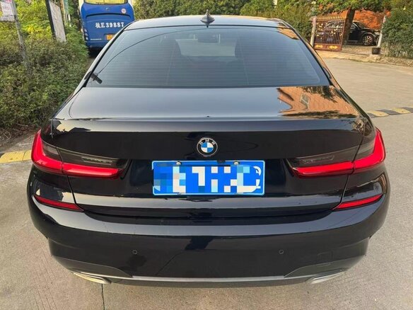 2022 BMW 3 серии Long 320Li VII (G2x), чёрный, 2560000 рублей - вид 4