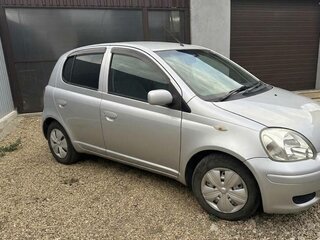 2002 Toyota Vitz I (P10), серый, 360000 рублей, вид 3