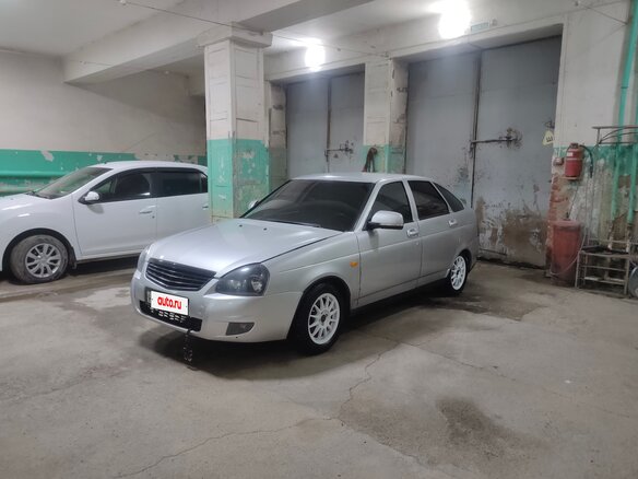 2008 Lada (ВАЗ) Priora I, серебристый, 320000 рублей - вид 17