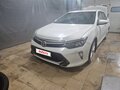 2017 Toyota Camry VII (XV50) Рестайлинг, белый, 2050000 рублей - вид 1
