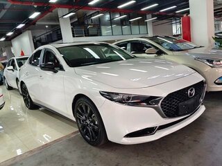 2026 Mazda 3 Axela IV (BP), белый, 1980000 рублей, вид 1