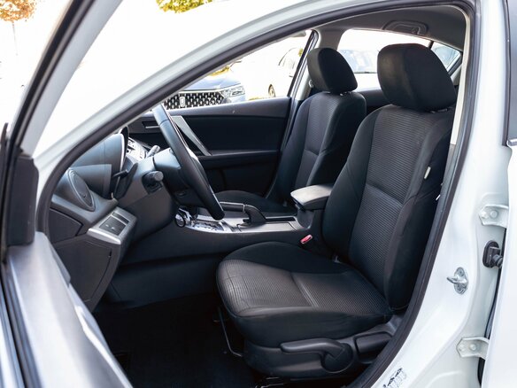 2013 Mazda 3 II (BL) Рестайлинг, белый, 995000 рублей - вид 12