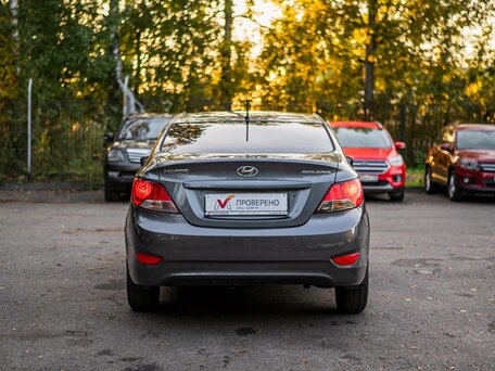 2012 Hyundai Solaris I, серый, 544000 рублей, вид 4