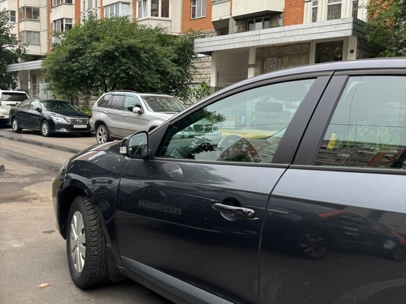 2010 Renault Fluence I, серый, 750000 рублей - вид 8