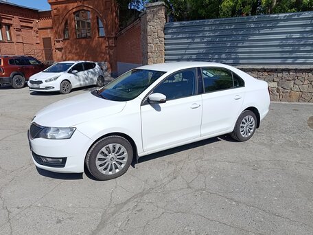 2018 Skoda Rapid I Рестайлинг, белый, 1110000 рублей, вид 2