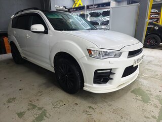 2011 Mitsubishi Outlander II Рестайлинг, белый, 1130000 рублей, вид 5