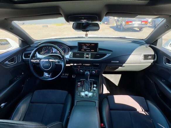 2017 Audi A7 I (4G) Рестайлинг, белый, 2800000 рублей - вид 14