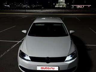 2013 Volkswagen Jetta VI, белый, 985000 рублей, вид 1
