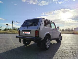 2020 Lada (ВАЗ) 2121 (4x4) I Рестайлинг (2020), серебристый, 647000 рублей, вид 3