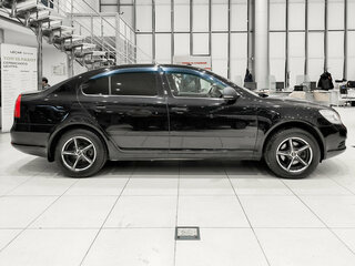 2013 Skoda Octavia II (A5) Рестайлинг, чёрный, 630000 рублей, вид 4