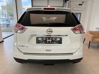 2018 Nissan X-Trail III Рестайлинг, белый, 1850000 рублей, вид 5