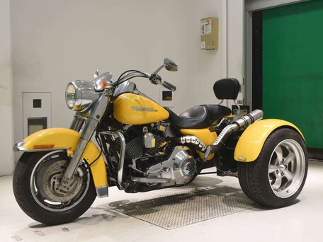 2004 Harley-Davidson Road King, жёлтый, 954000 рублей, вид 4