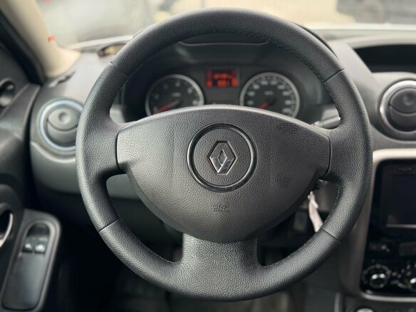 2014 Renault Duster I, белый, 941000 рублей - вид 9
