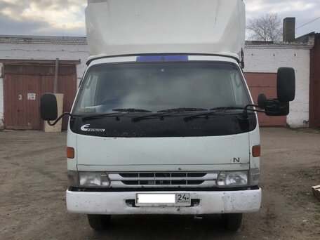 1999 Toyota Dyna, белый, 950000 рублей, вид 1