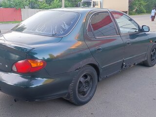 1998 Hyundai Avante II Рестайлинг, зелёный, 90000 рублей, вид 4