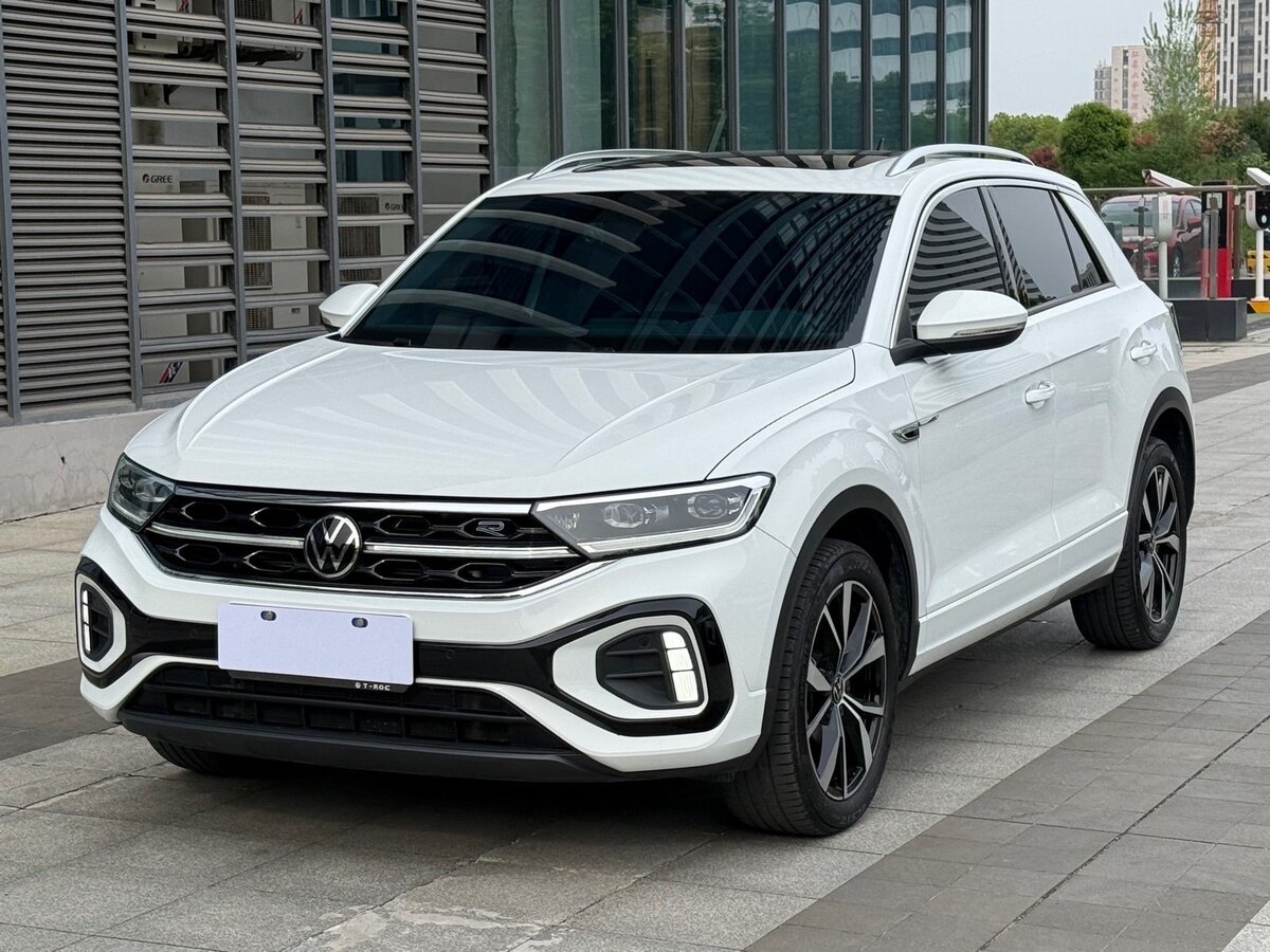 Открыть фотографии: Volkswagen T-Roc I (China Market) Рестайлинг